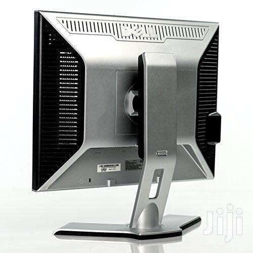 Dell Monitor 17 Inch  - alternate view